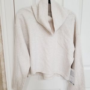 NWT Lululemon Ribbed Funnel Pullover